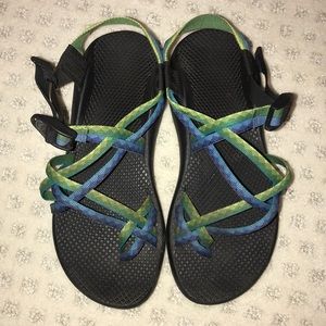 Double strapped Chacos with toe strap